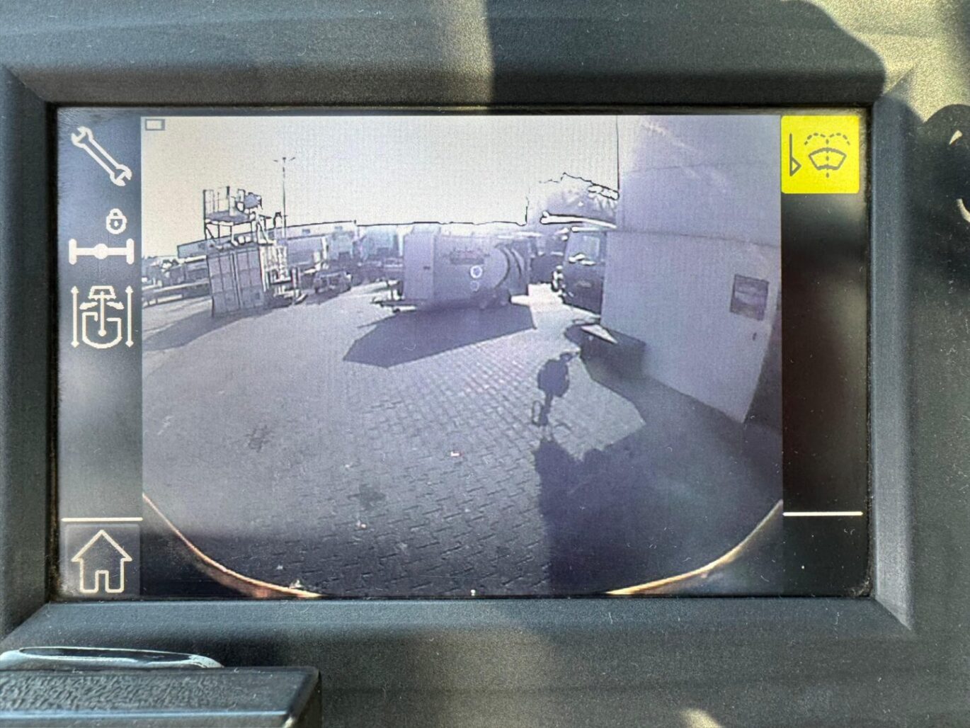 8527A36A B65C 4E7E 85C0 28A76FC2792F